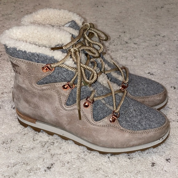 Sorel Winter Bootie - Picture 1 of 5